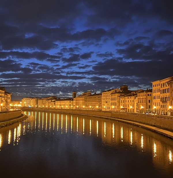 Lungarno at dusk
